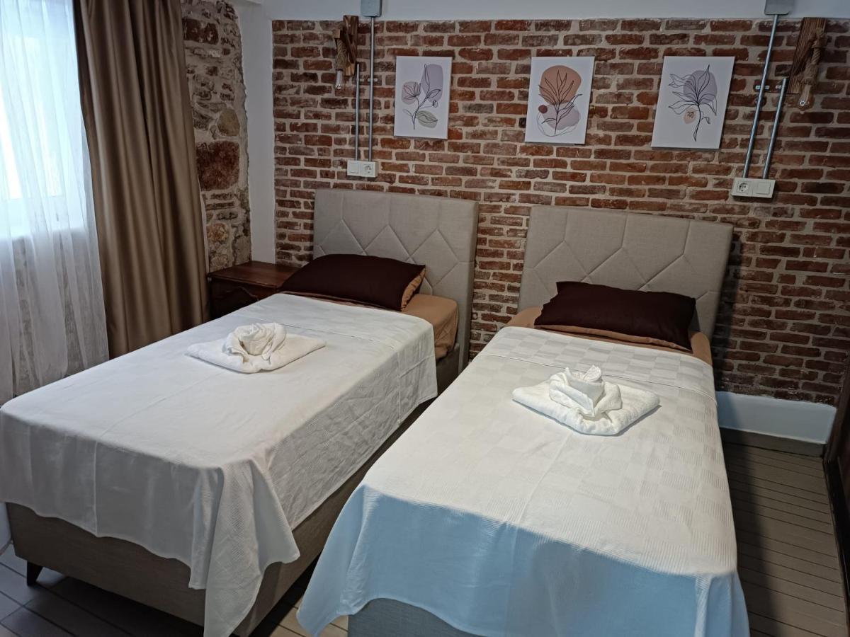 Otelia Pansiyon Ayvalik Ngoại thất bức ảnh