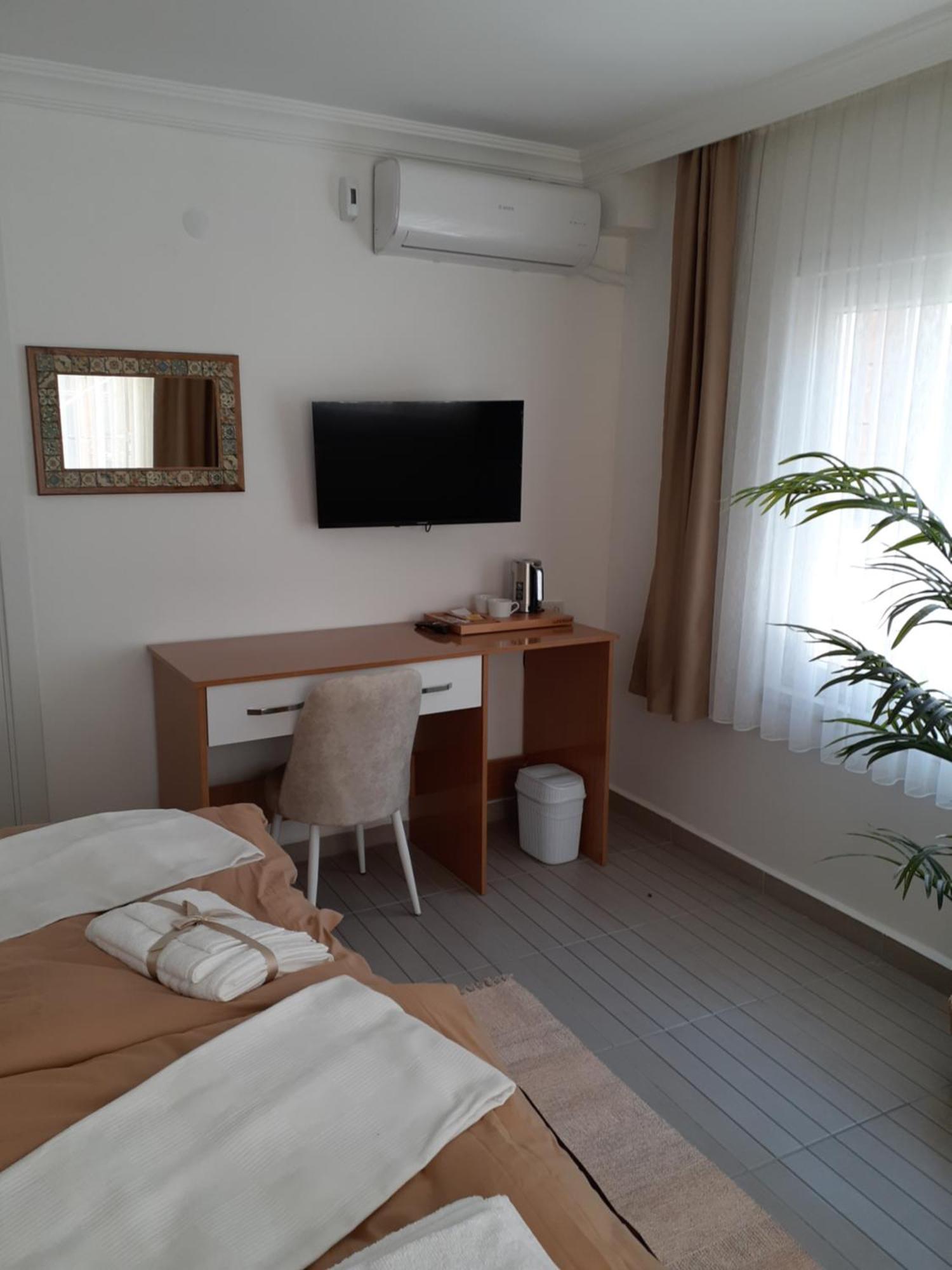 Otelia Pansiyon Ayvalik Ngoại thất bức ảnh